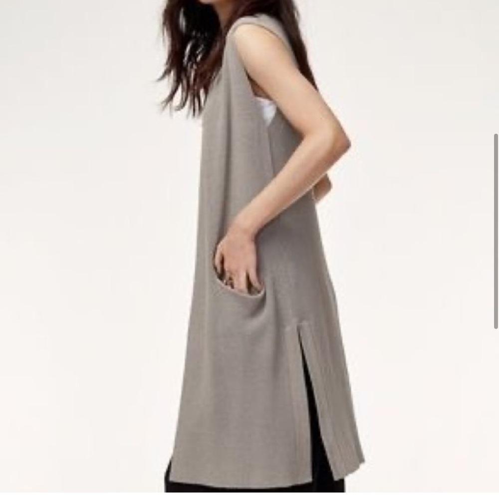 Wilfred Gray Sleeveless Tunic Top